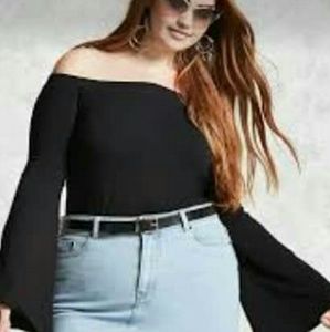 Forever 21 Cold shoulder top 3X